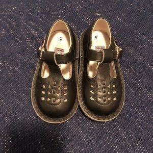 L’amour children’s dress shoes